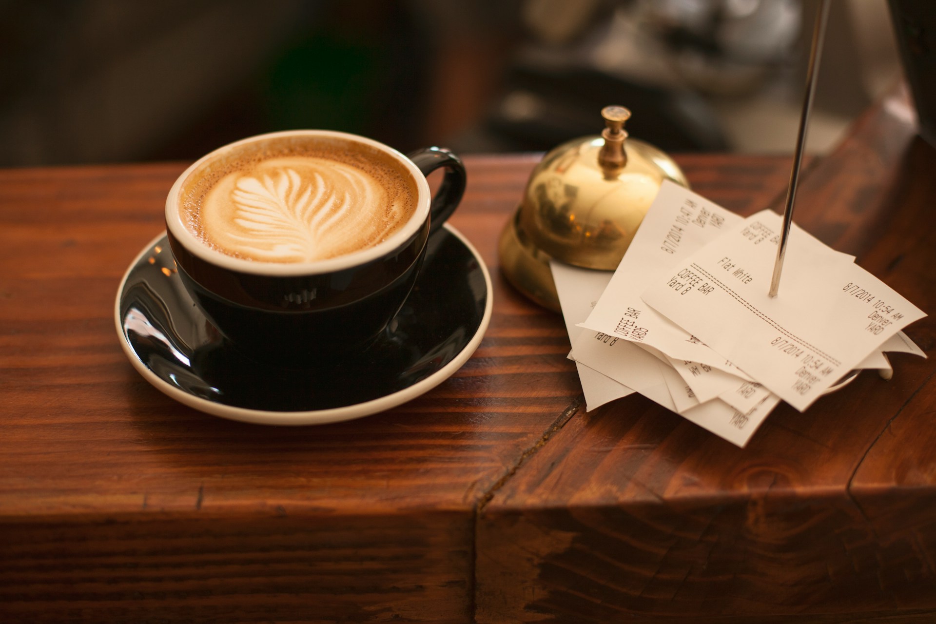Program de gestiune cafenea: ce trebuie să controlezi ca să ai o cafenea profitabilă